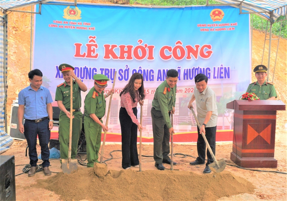 Khởi công xây dựng trụ sở làm việc Công an xã Hương Liên, Hương Đô