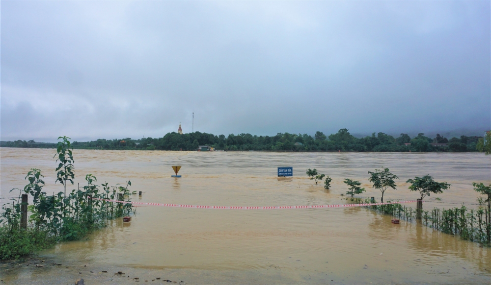 Lãnh đạo huyện kiểm tra, chỉ đạo công tác phòng tránh mưa lũ tại các địa phương