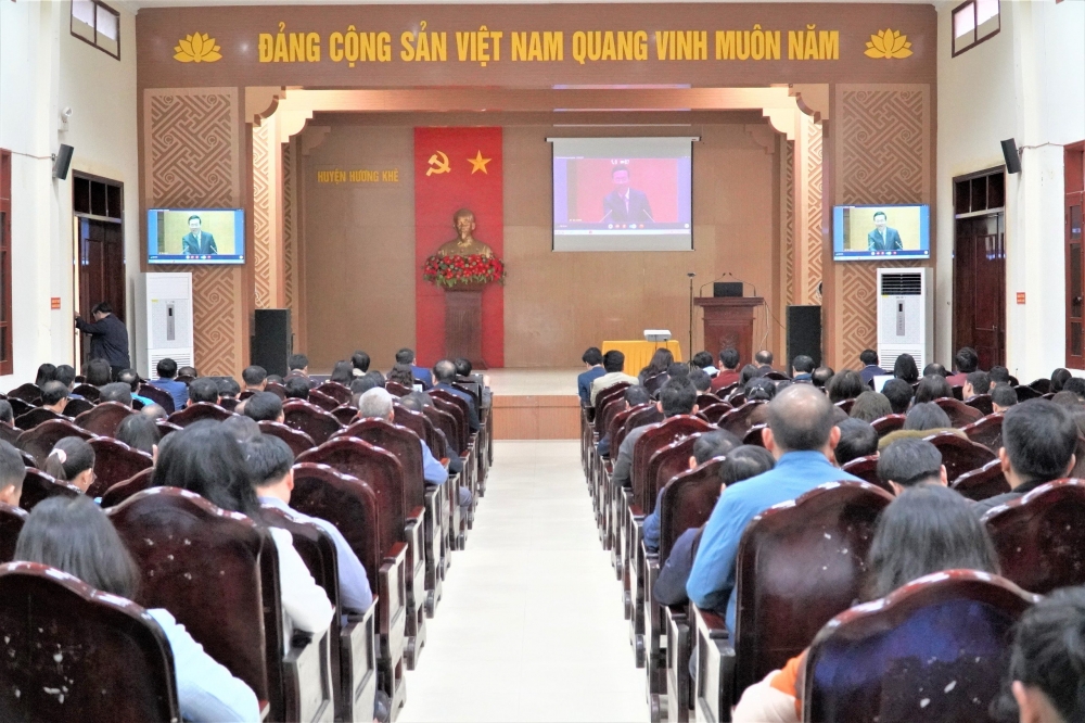 Hương Khê kết nối 38 điểm cầu học tập, quán triệt Nghị quyết Hội nghị Trung ương 8, Ban Chấp hành Trung ương Đảng 