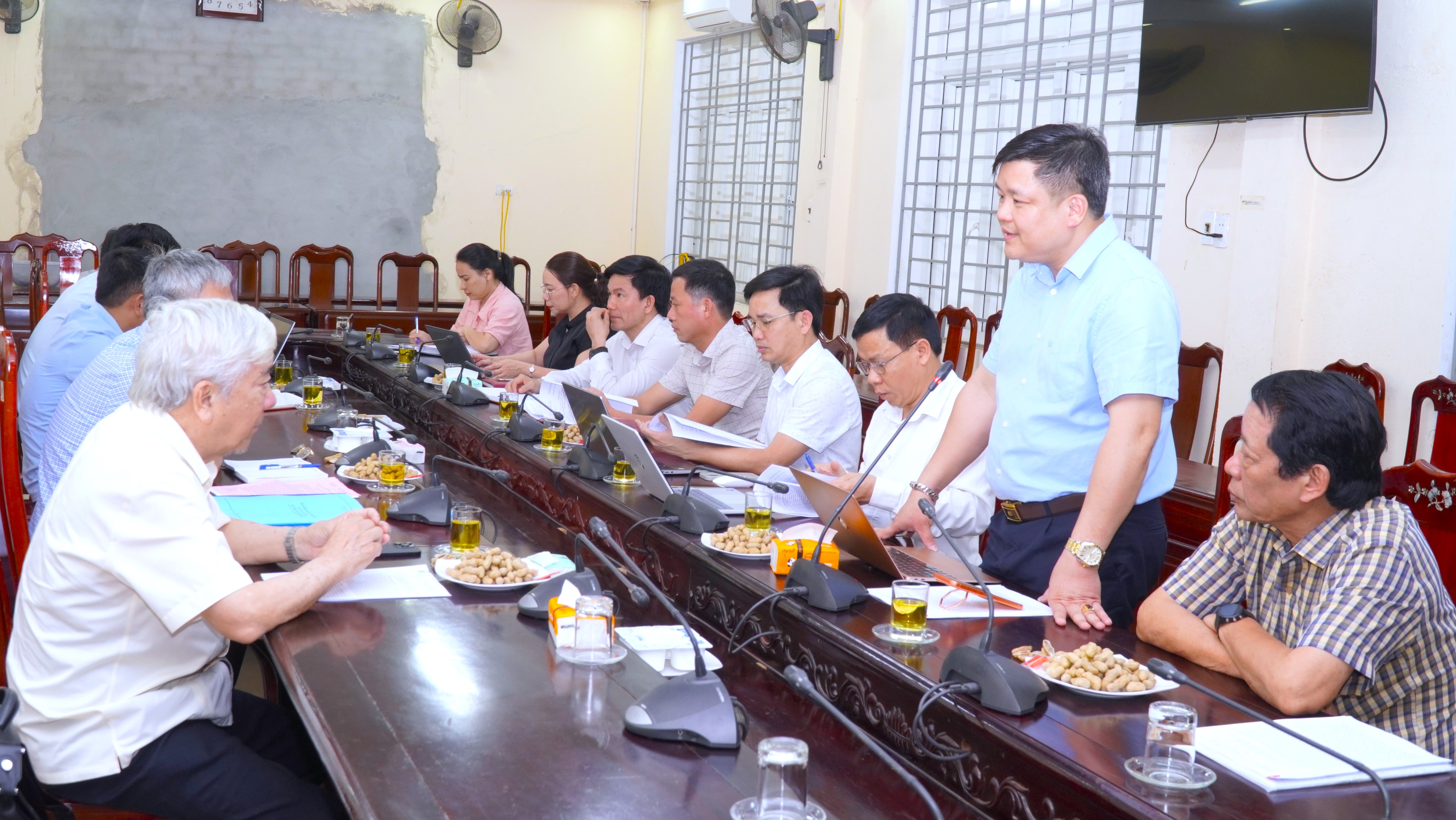 Lãnh đạo xã Hương Khê làm việc với Quỹ Thiện Tâm – Tập đoàn Vingroup về triển khai xây dựng Đền Hạ Ấp