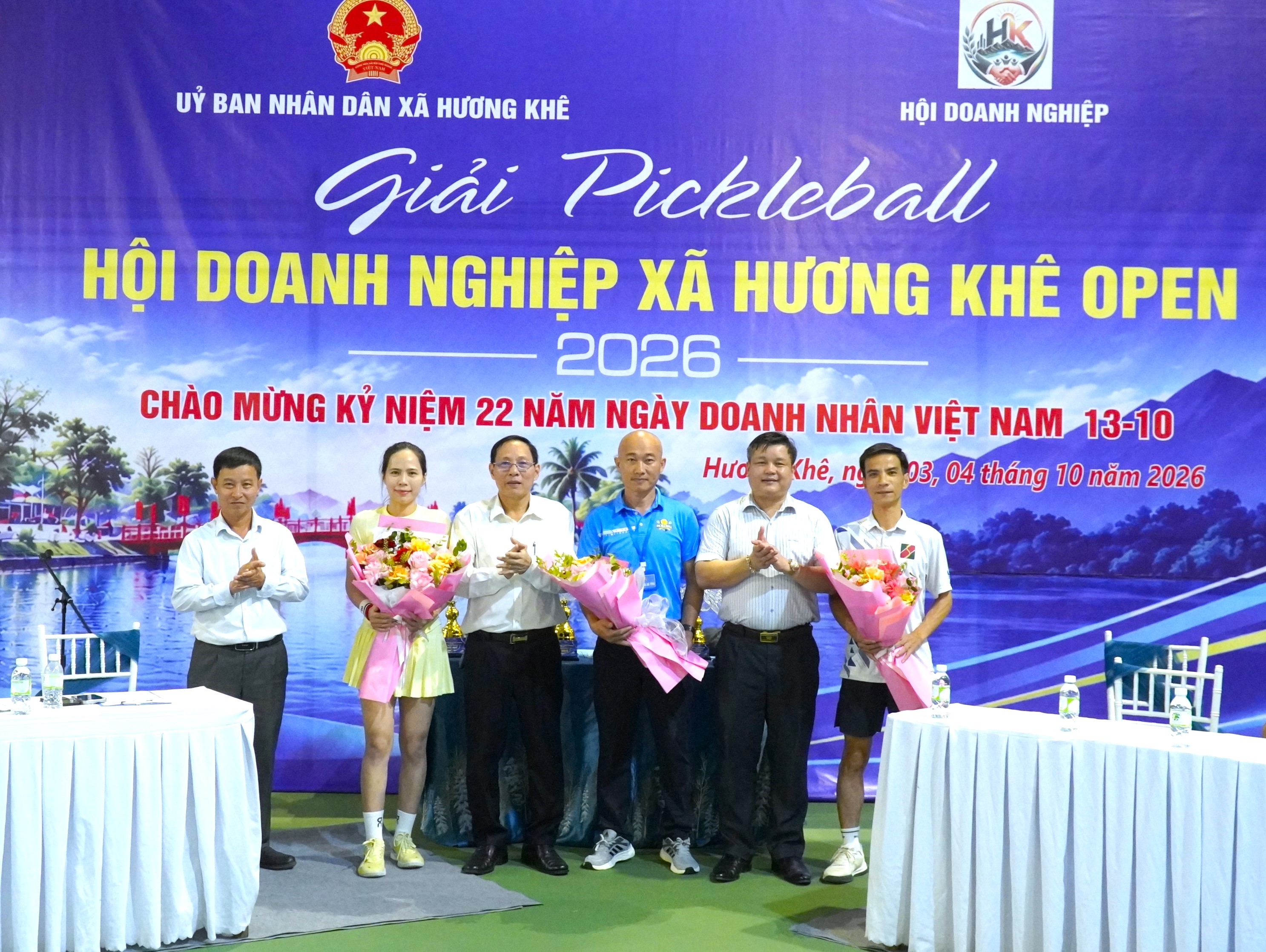 Khai mạc Giải Pickleball Hội Doanh nghiệp Hương Khê Open 2026
