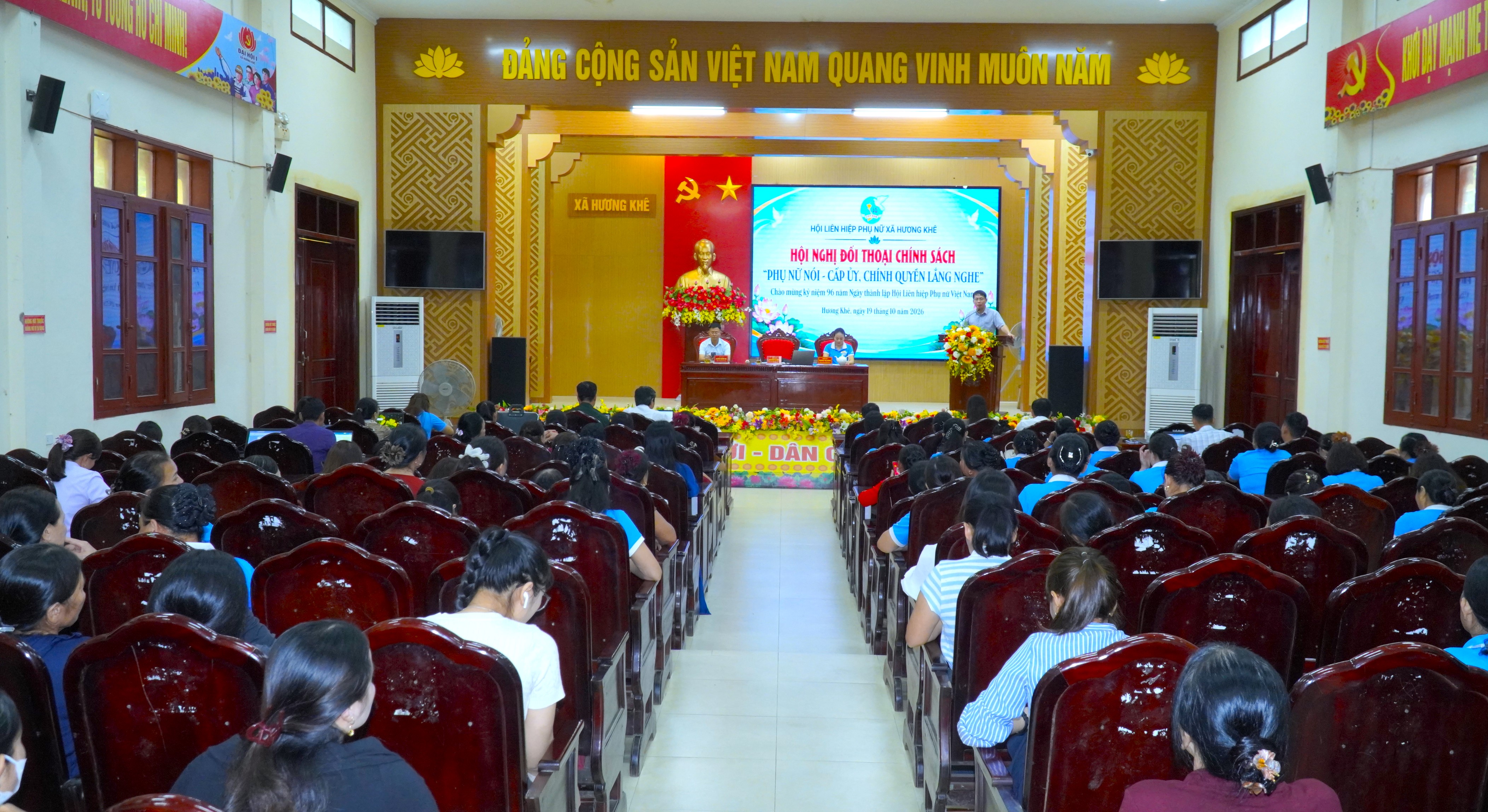 Hội LHPN xã Hương Khê tổ chức đối thoại chính sách “Phụ nữ nói – Cấp ủy, chính quyền lắng nghe”