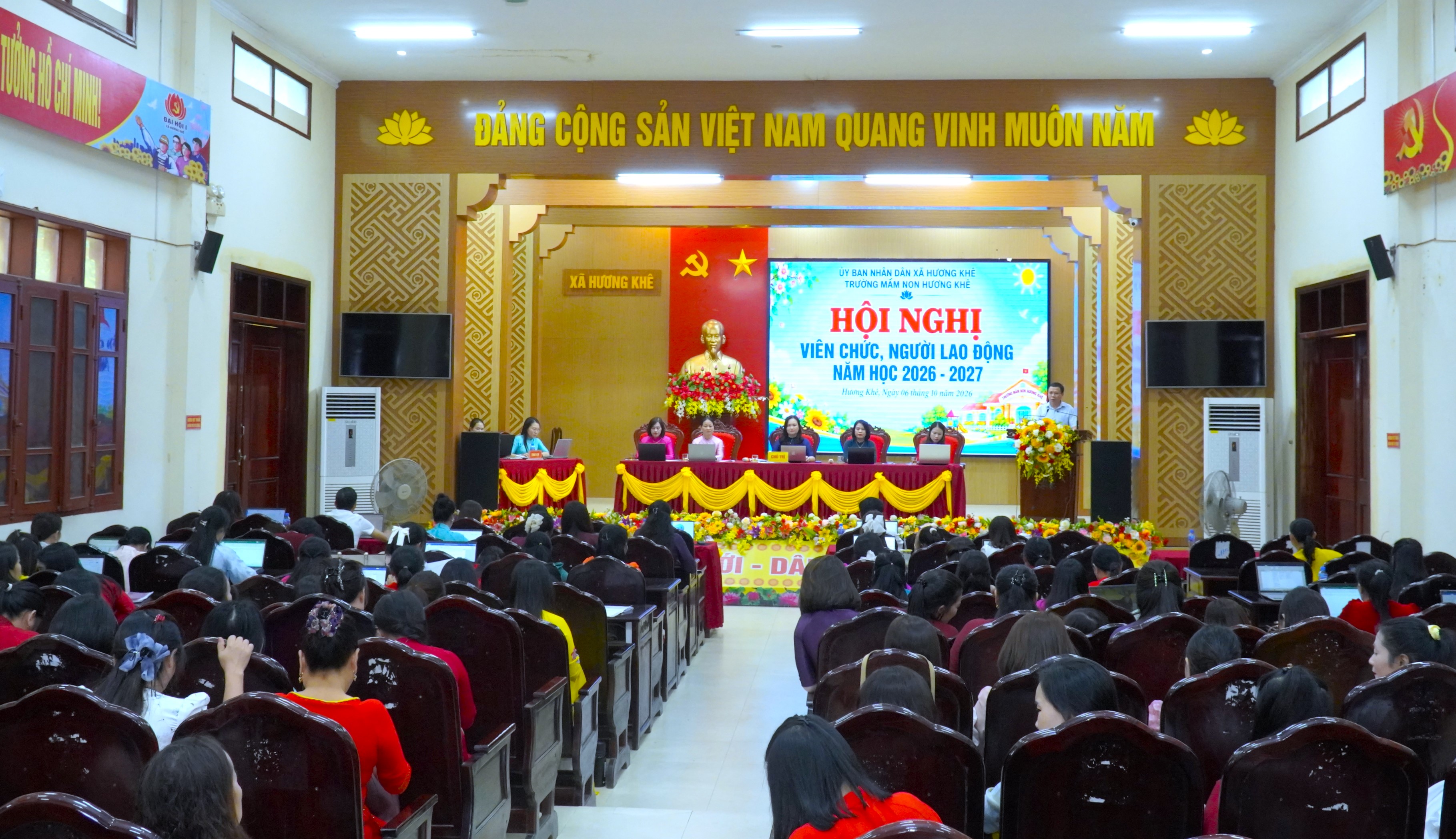 Trường Mầm non Hương Khê tổ chức Hội nghị cán bộ, viên chức, người lao động năm học 2026 - 2027