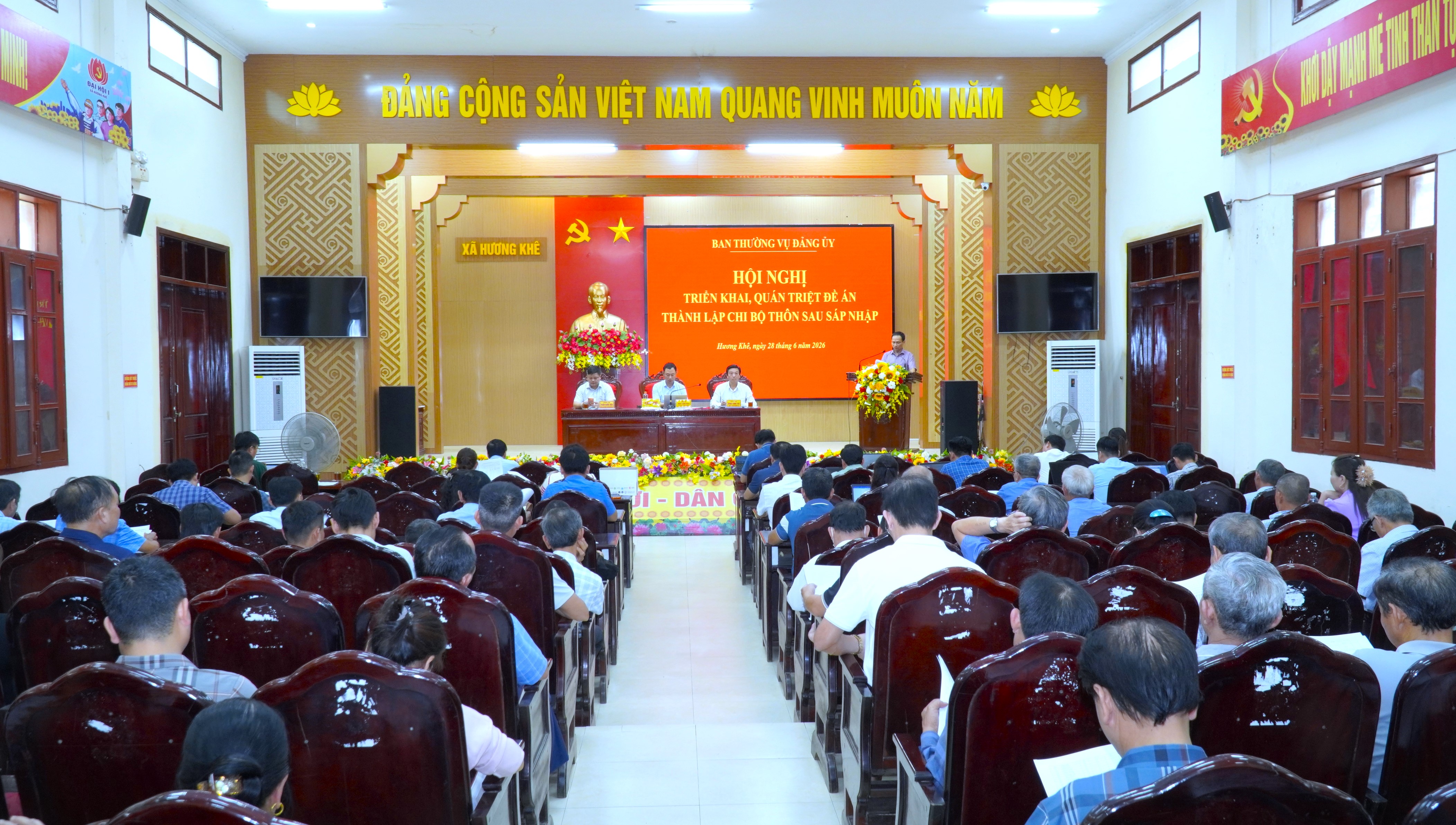 Đảng ủy xã Hương Khê triển khai Đề án sắp xếp, thành lập mới các chi bộ thôn sau sáp nhập