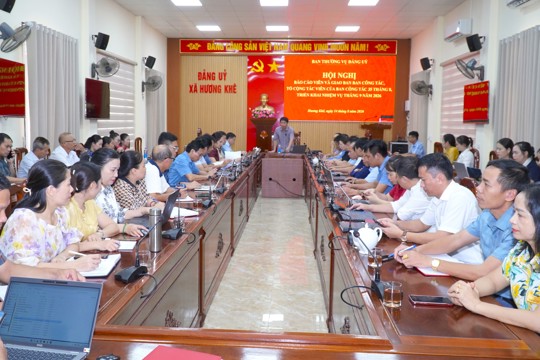 Hội nghị Báo cáo viên tháng 8 và giao ban Ban Công tác 35 xã Hương Khê