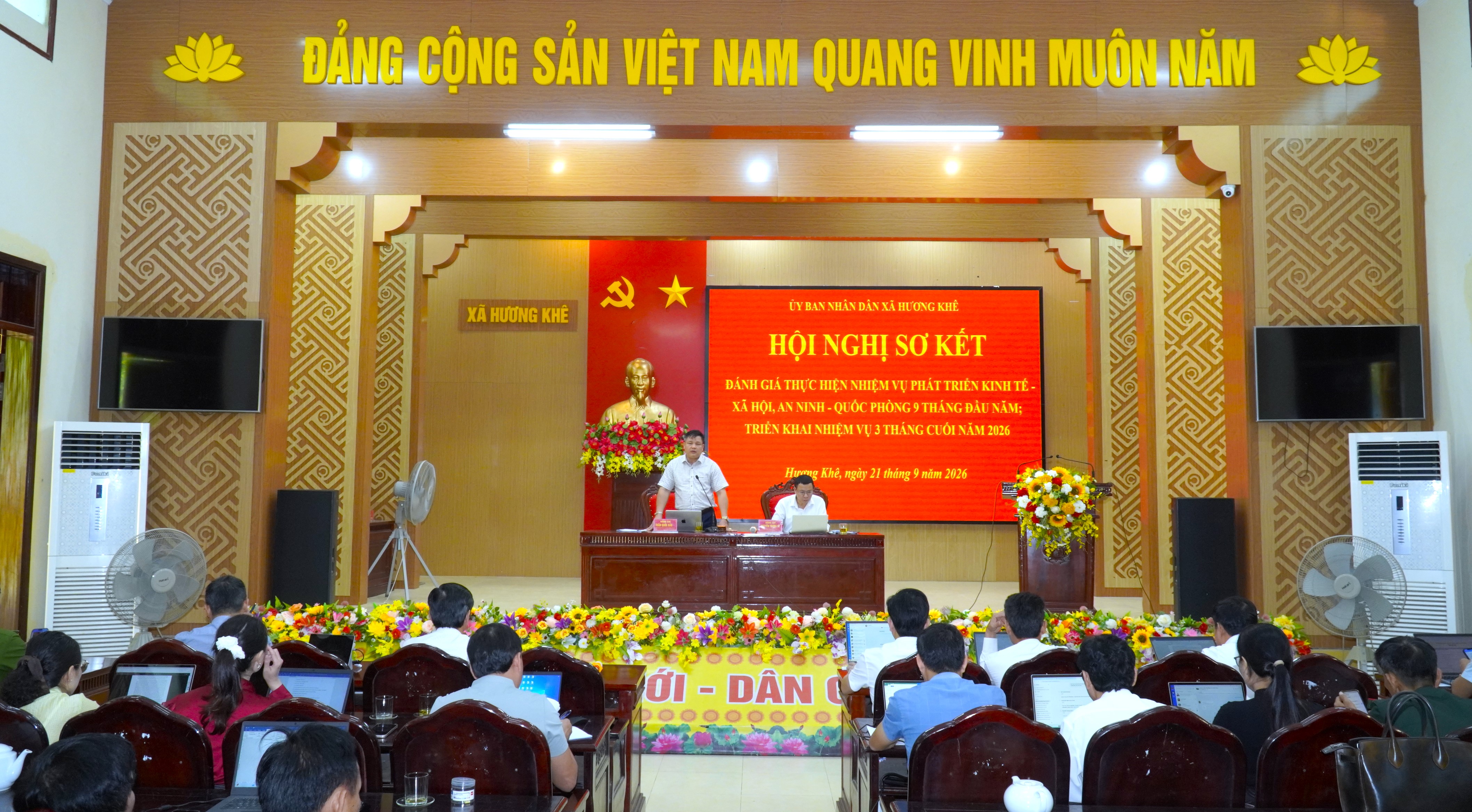 UBND xã Hương Khê sơ kết nhiệm vụ phát triển kinh tế - xã hội, quốc phòng - an ninh 9 tháng đầu năm