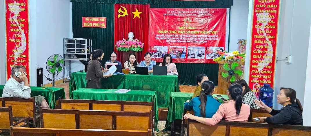 Trung tâm Phục vụ hành chính công xã Hương Khê triển khai mô hình “Ngày thứ Bảy vì dân” tại thôn Phú Hà