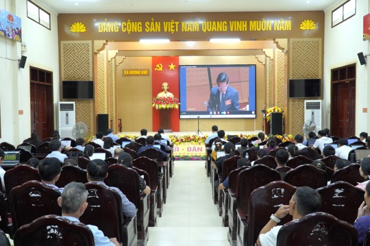 Xã Hương Khê tham dự Hội nghị quán triệt, triển khai thực hiện Nghị quyết số 10-NQ/TW của Bộ Chính trị về phát triển kinh tế có vốn đầu tư nước ngoài