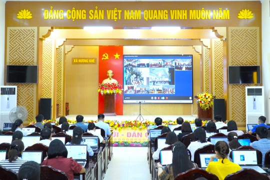 Xã Hương Khê tham gia hội nghị tập huấn, hướng dẫn ứng dụng trí tuệ nhân tạo (AI) trong thực thi công vụ 