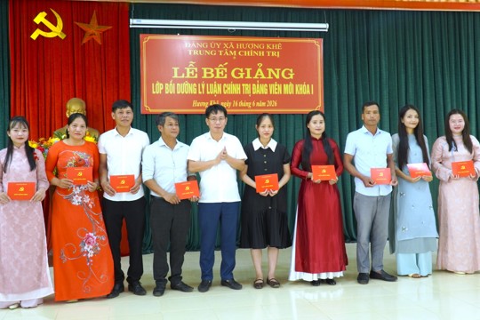 Trung tâm Chính trị xã Hương Khê bế giảng lớp Bồi dưỡng lý luận chính trị dành cho đảng viên mới khóa I, năm 2026