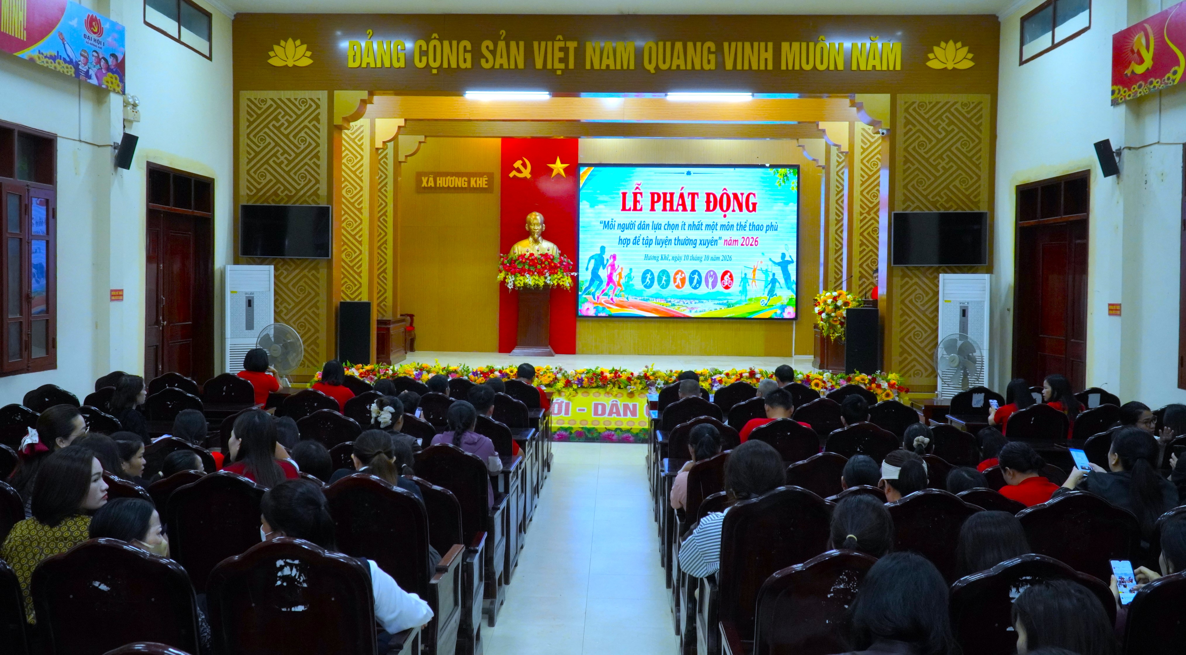 Xã Hương Khê hưởng ứng Ngày hội toàn dân tập luyện thể thao và Ngày Chuyển đổi số quốc gia 10/10/2026