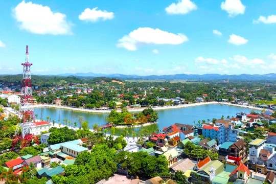 Chung tay bảo vệ môi trường, giữ gìn cảnh quan Hồ Bình Sơn xanh – sạch – đẹp