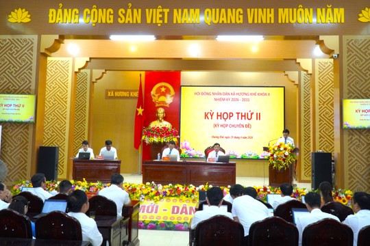 Hội đồng nhân dân xã Hương Khê khóa II tổ chức Kỳ họp thứ 02 