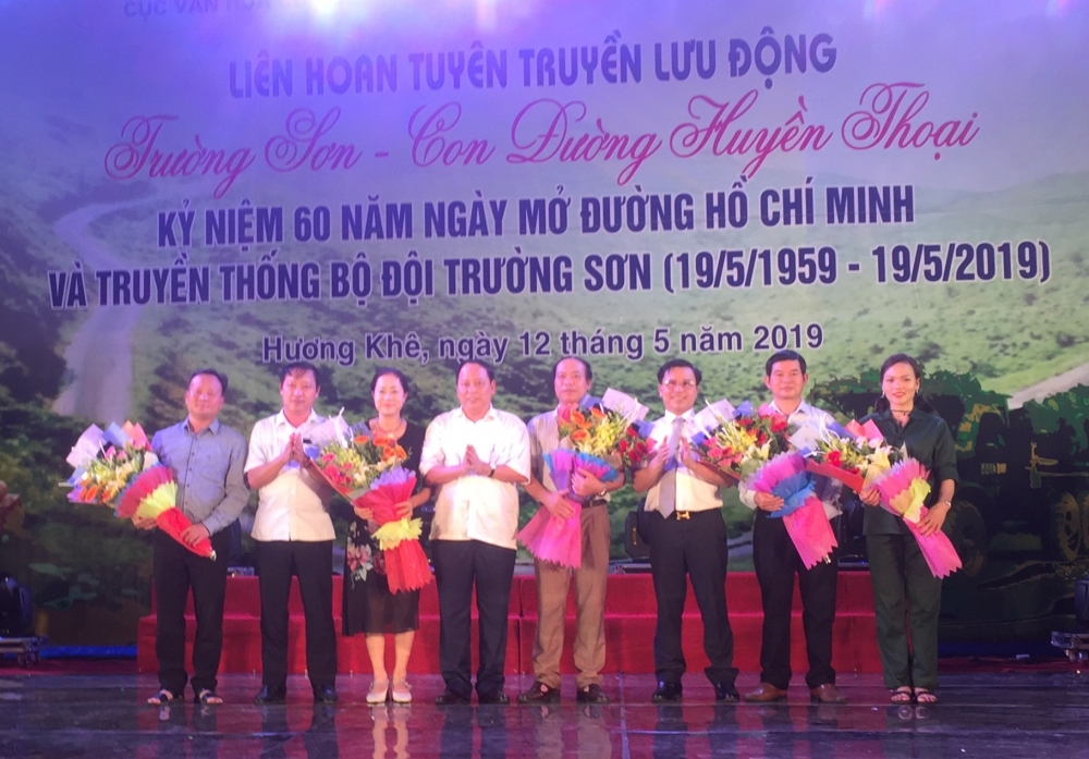 Liên hoan tuyên truyền lưu động 