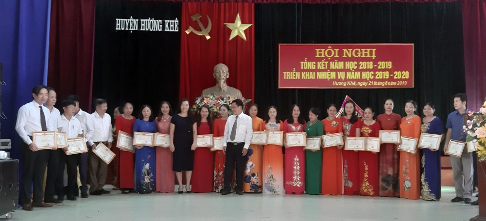 Hương khê: Triển khai nhiệm vụ năm học mới 2019-2020.