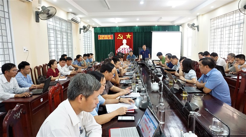 UBND huyện họp đánh giá tình hình KT-XH, QP-AN tháng 5; nhiệm vụ trọng tâm tháng 6 năm 2020