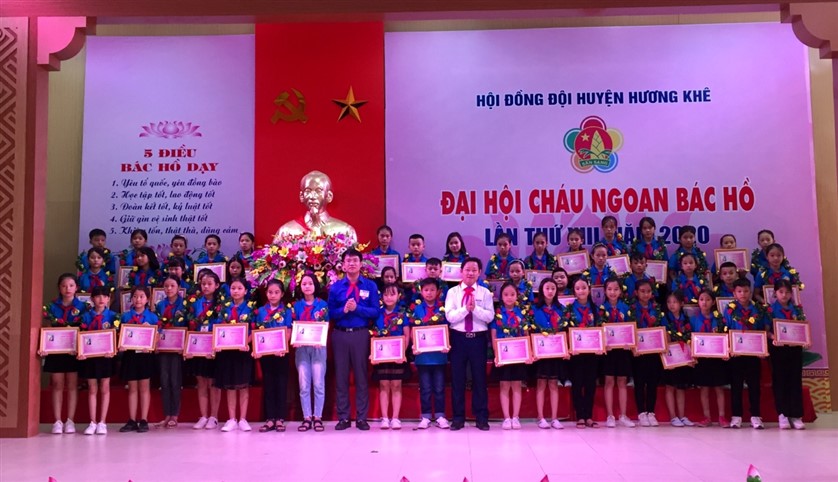 Đại hội Cháu ngoan Bác Hồ huyện Hương Khê lần thứ XIII  thành công tốt đẹp.