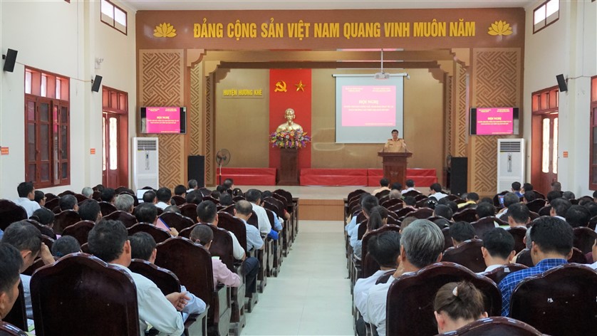 300 cán bộ ở Hương Khê “cập nhật” kiến thức về giao thông đường sắt