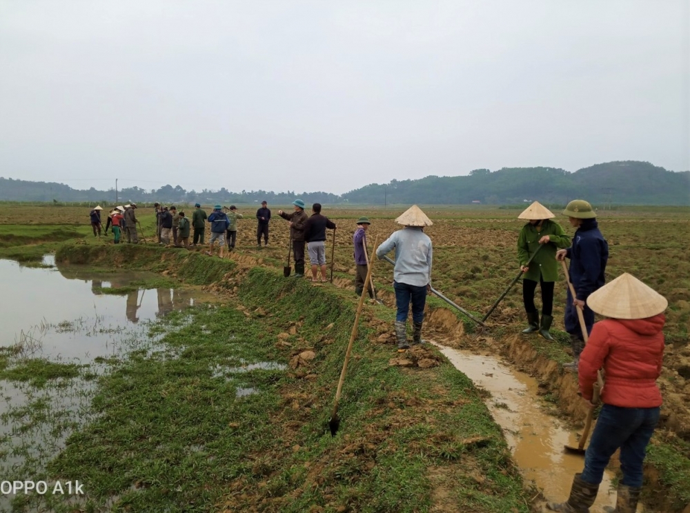 Hội Nông dân Hương Khê sôi nổi các hoạt động ra quân làm thủy lợi nội đồng