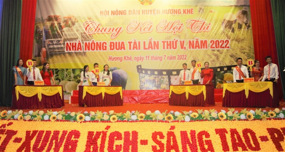          Phú Gia giành giải nhất Hội thi Nhà nông đua tài huyện Hương Khê