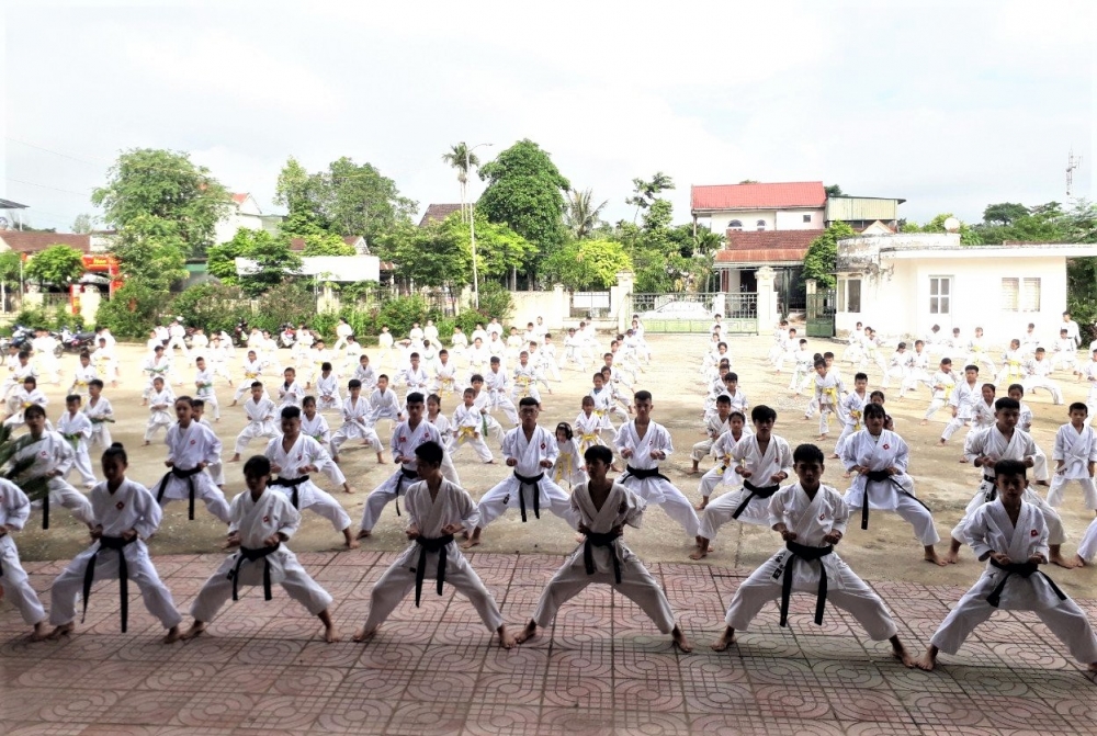             Các lớp năng khiếu, sân chơi bổ ích cho thiếu nhi dịp hè