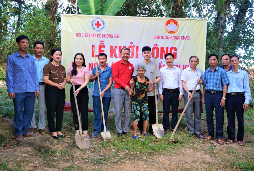 Khởi công xây dựng nhà nhân ái ở Hương Giang