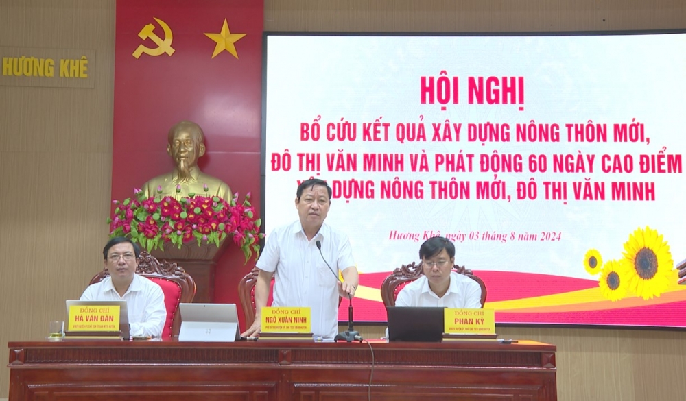 Tập trung hoàn thành các tiêu chí huyện NTM, ĐTVM và xây dựng các điểm nhấn trong 60 ngày cao điểm