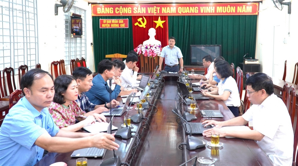 Họp Ban Chỉ đạo kỷ niệm 60 năm thành lập trường THPT Hương Khê