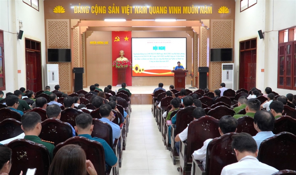 Tập huấn các thông tư của Bộ Quốc phòng, Bộ Công an về tiêu chuẩn sức khỏe, khám sức khỏe cho các đối tượng tham gia nghĩa vụ năm 2025