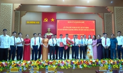 Lễ công bố các quyết định về sắp xếp đơn vị hành chính, tổ chức bộ máy, cán bộ