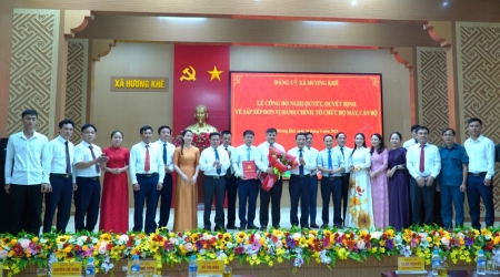 Lễ công bố các quyết định về sắp xếp đơn vị hành chính,...